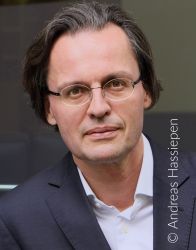 Redner: Prof. Dr. Bernhard Pörksen - Medienwissenschaftler, Kommunikationsforscher, Autor