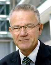Redner: Prof. Dr. Hans-Jörg Bullinger - Langjähriger Präsident der Fraunhofer-Gesellschaft
