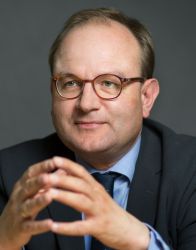 Redner: Prof. Dr. Ottmar Edenhofer - Direktor und Chefökonom am Potsdam Institut für Klimafolgenforschung